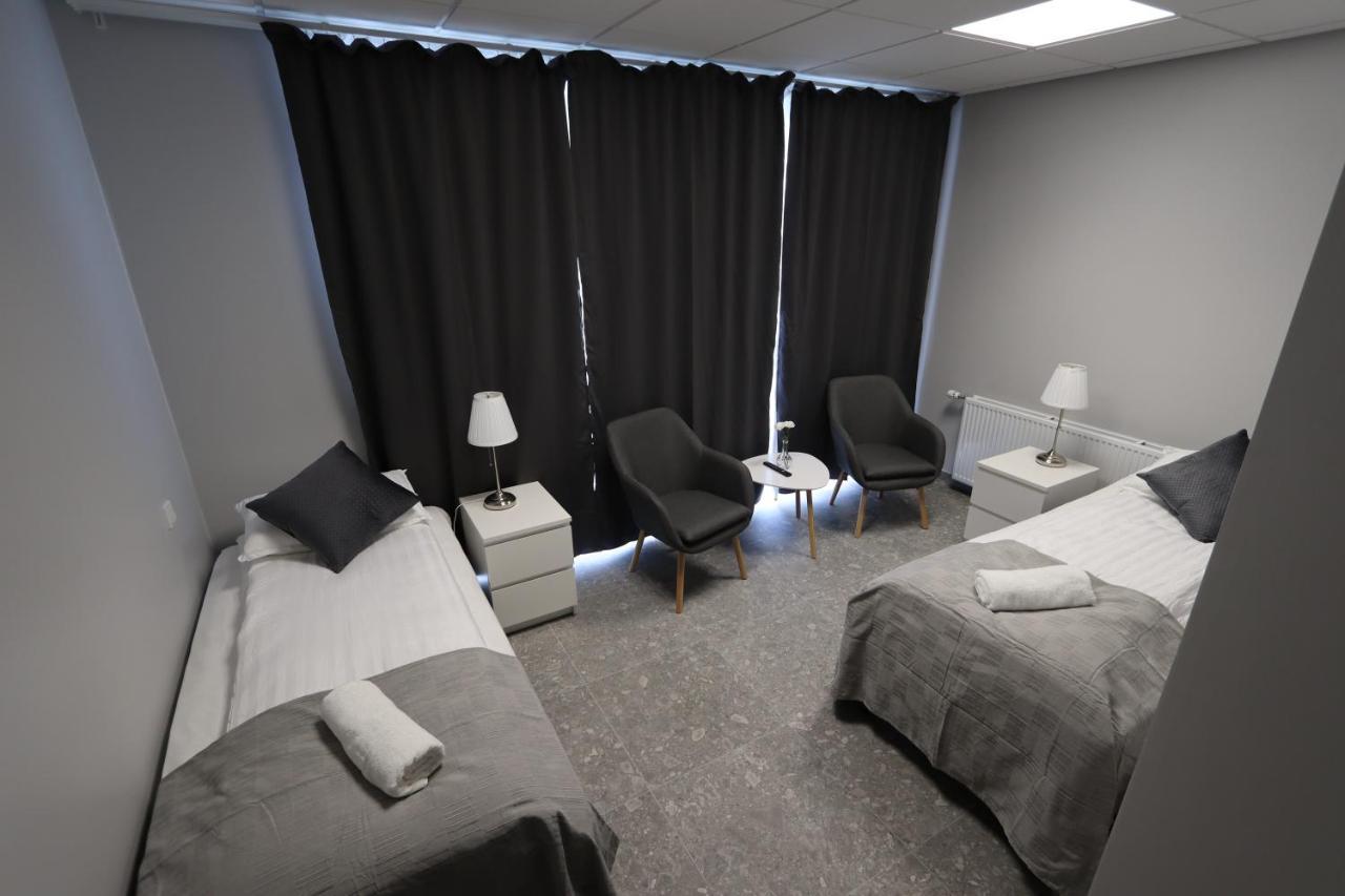 Hotel Tjarna Njarthvik Zewnętrze zdjęcie