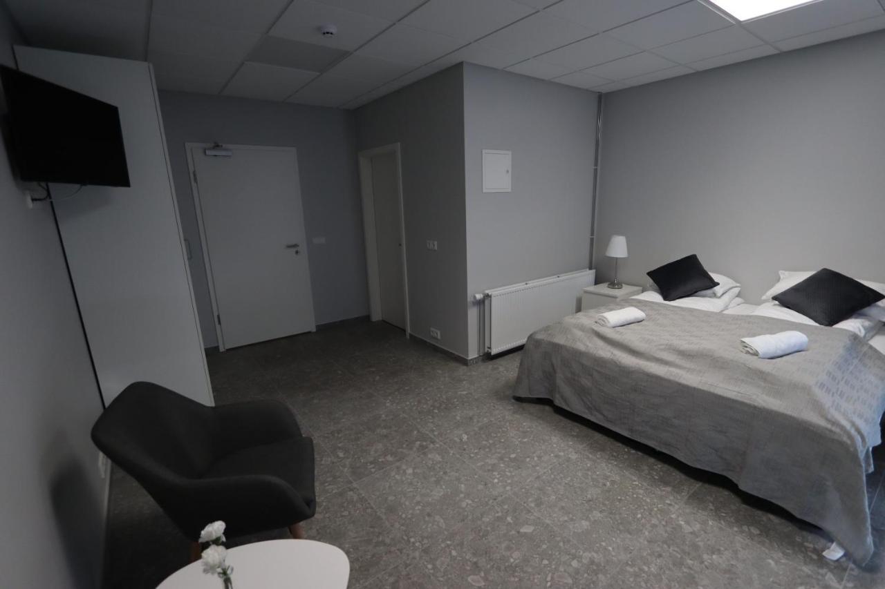 Hotel Tjarna Njarthvik Zewnętrze zdjęcie