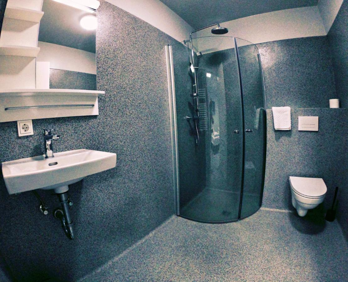 Hotel Tjarna Njarthvik Zewnętrze zdjęcie